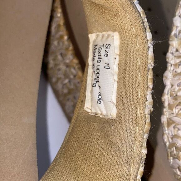 Volatile Women's Woven Wedge Slip-On Tan Sandals Size 10 - Picture 6 of 8